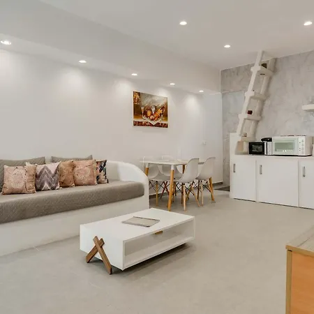 Authentic White 2bd Flat In Emporio Santorini Emporio (Santorini)